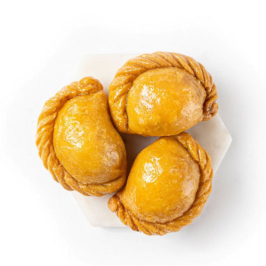 Sweet Samosa (Gujiya)